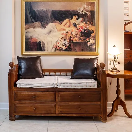 Vintege Style Apartment *